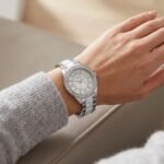 Original-GUESS-Goddess-Analog-Mother-of-Pearl-Dial-Mens-Watch-W0074L1-37mm-1 (1)