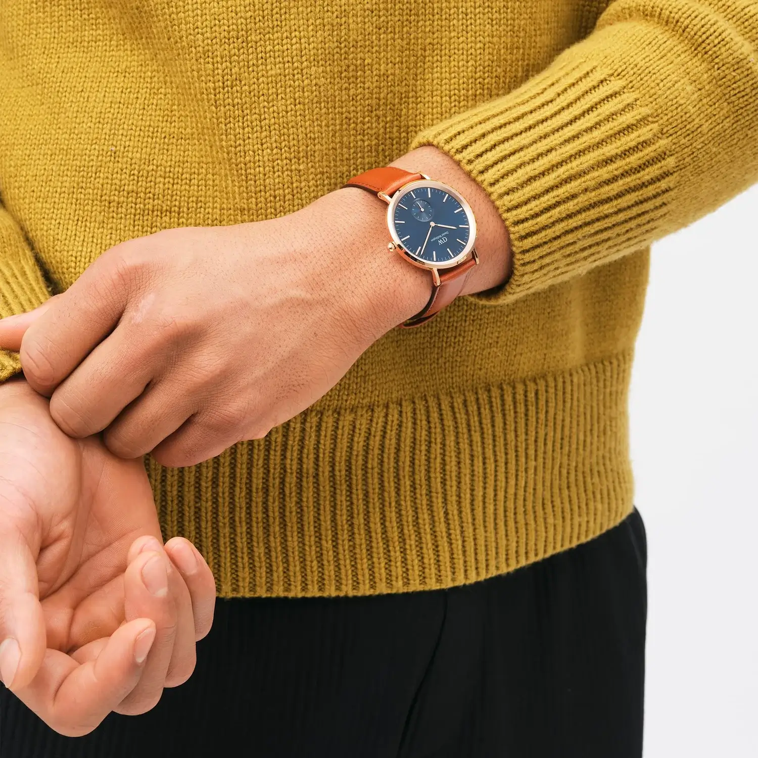 Original-DANIEL-WELLINGTON-Watch-DW00100708-Classic-Multi-Eye-St-Mawes-Arctic-Rose-Gold-4.webp