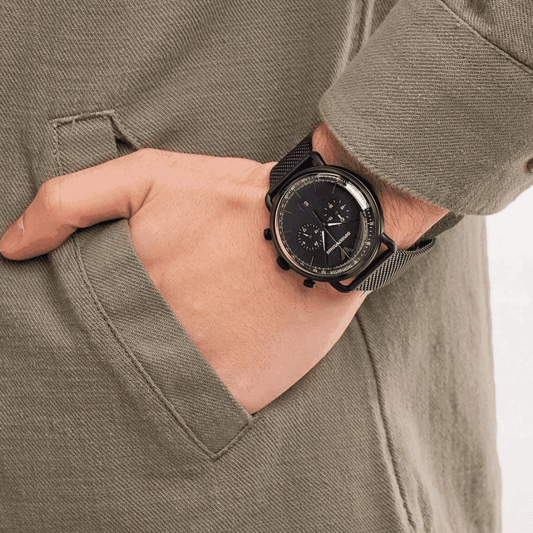 Original-Emporio-Armani-Aviator-Chronograph-Quartz-Black-Dial-Mens-Watch-AR11264-6.png