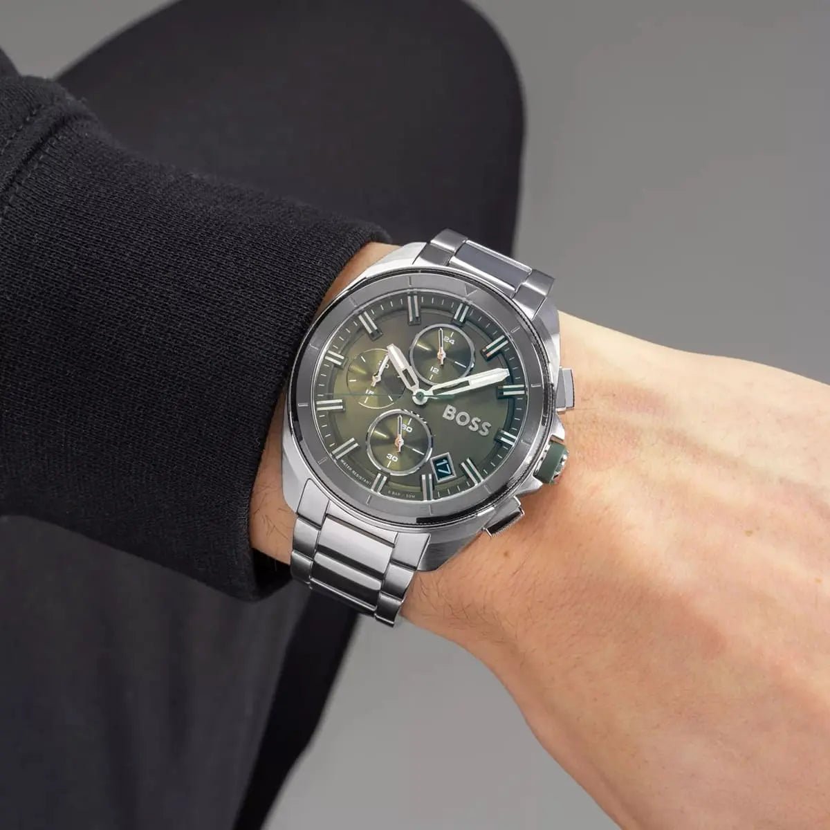 1513951-hugo-boss-watch-men-green-dial-metal-stainless-steel-silver-strap-quartz-battery-analog-chronograph-volane_8.jpg