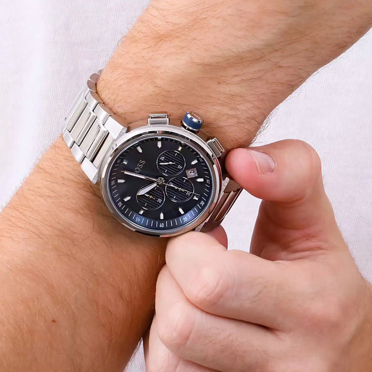 1513999-hugo-boss-watch-men-blue-dial-metal-stainless-silver-strap-quartz-battery-analog-chronograph-one_6.jpg