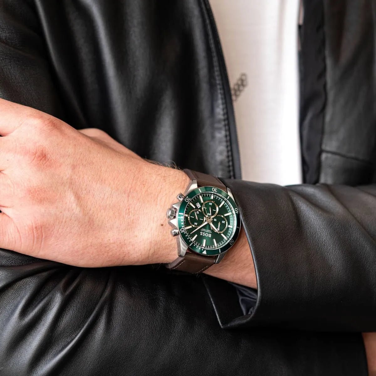 1514098-hugo-boss-watch-men-green-dial-leather-brown-strap-quartz-battery-analog-chronograph-troper_7.jpg