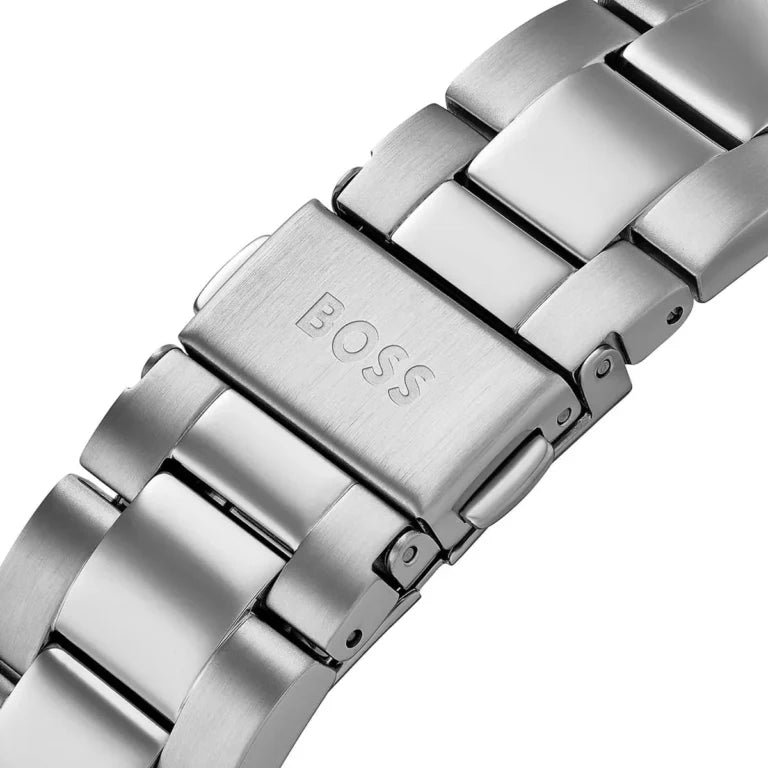 1514267-hugo-boss-watch-men-black-dial-stainless-steel-metal-silver-strap-quartz-battery-analog-chronograph-hero_6-768x768-1.jpg