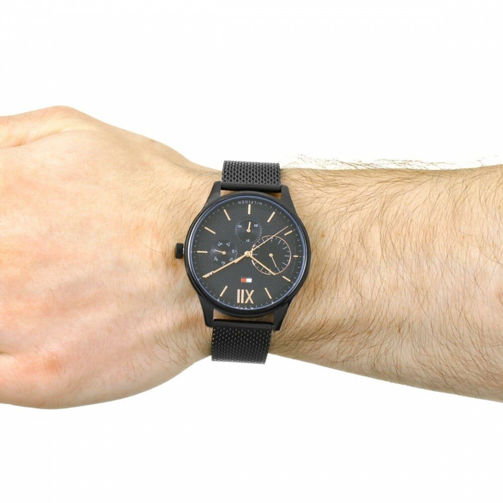 1791420-tommy-hilfiger-watch-men-black-metal-damon-hand-7.jpg