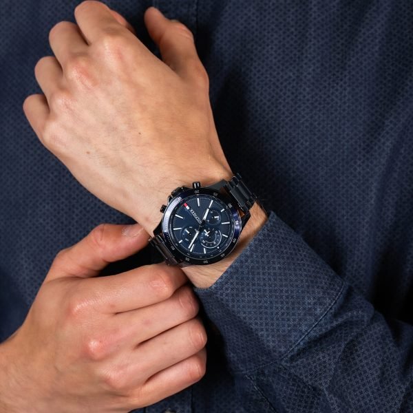 1791720-tommy-hilfiger-watch-men-blue-dial-stainless-steel-metal-strap-quartz-analog-day-date-month-bank_5-600x600-1.jpg