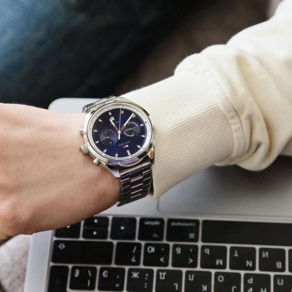 1791725-tommy-hilfiger-watch-men-blue-dial-stainless-steel-metal-silver-strap-quartz-analog-dual-time-bennett_5-600x600-1.jpg