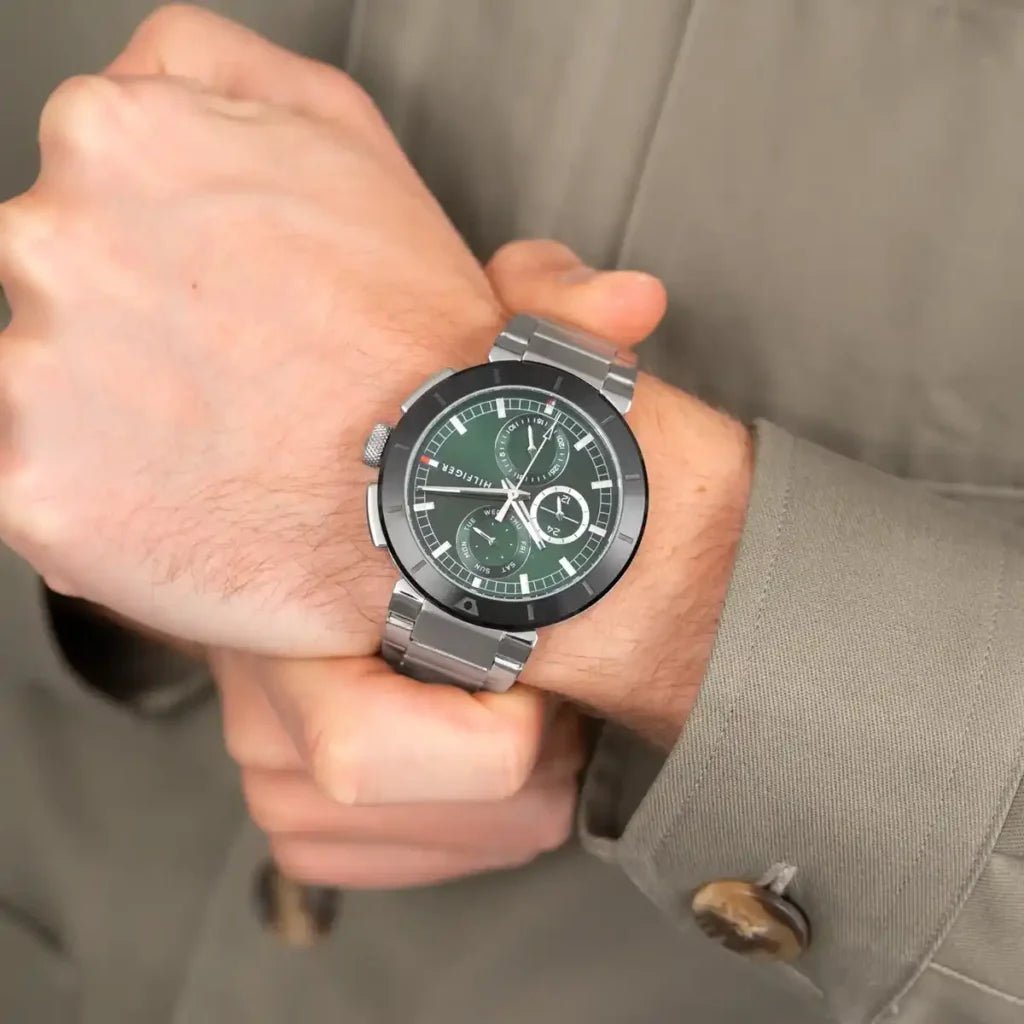 1792117-original-tommy-hilfiger-men-watch-green-dial-silver-metal-strap-lorenzo-egypt_4-1024x1024-1.jpg