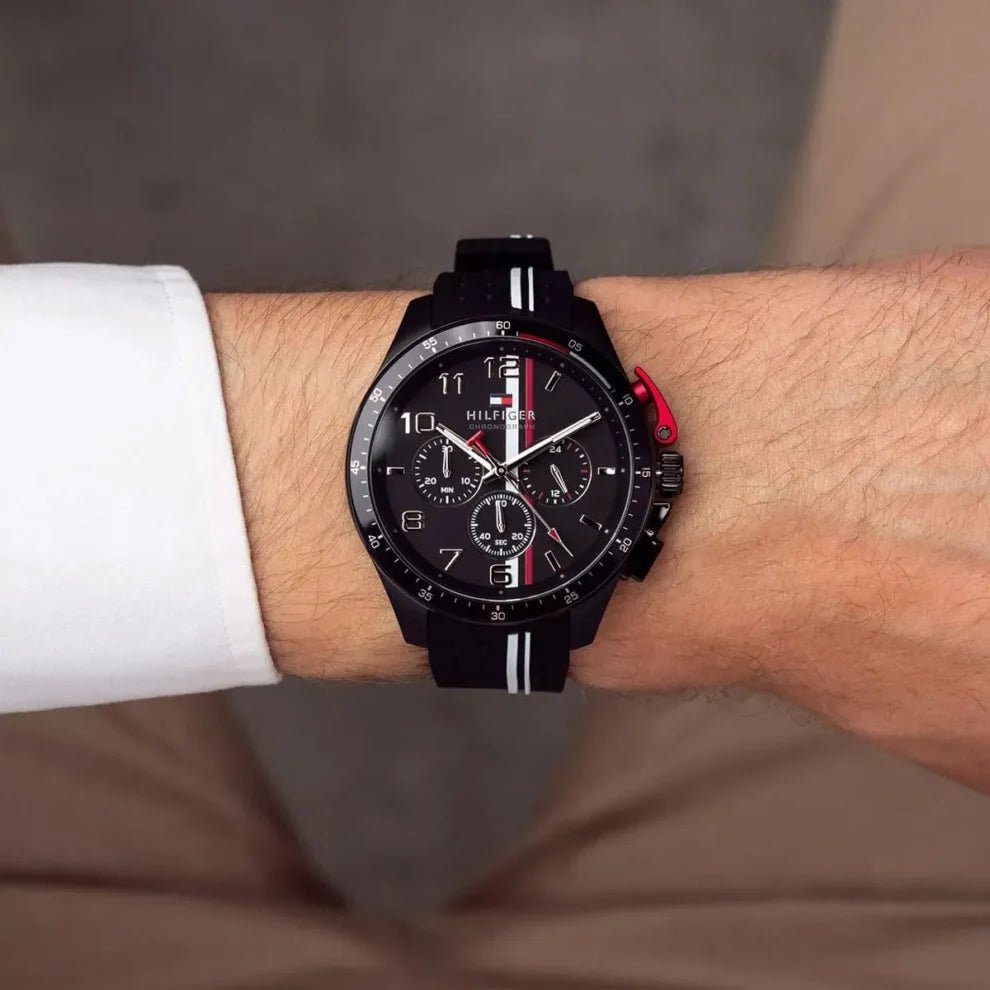 1792168-tommy-hilfiger-watch-chronograph-men-black-dial-rubber-strap-quartz-analog-bank_10-990x990-1.jpg