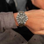 ar11361-emporio-armani-watch-men-green-dial-stainless-steel-metal-silver-gold-strap-quartz-battery-analog-chronograph-diver_256be72e-32d3-449b-9ed1-e4a684521eb1.jpg