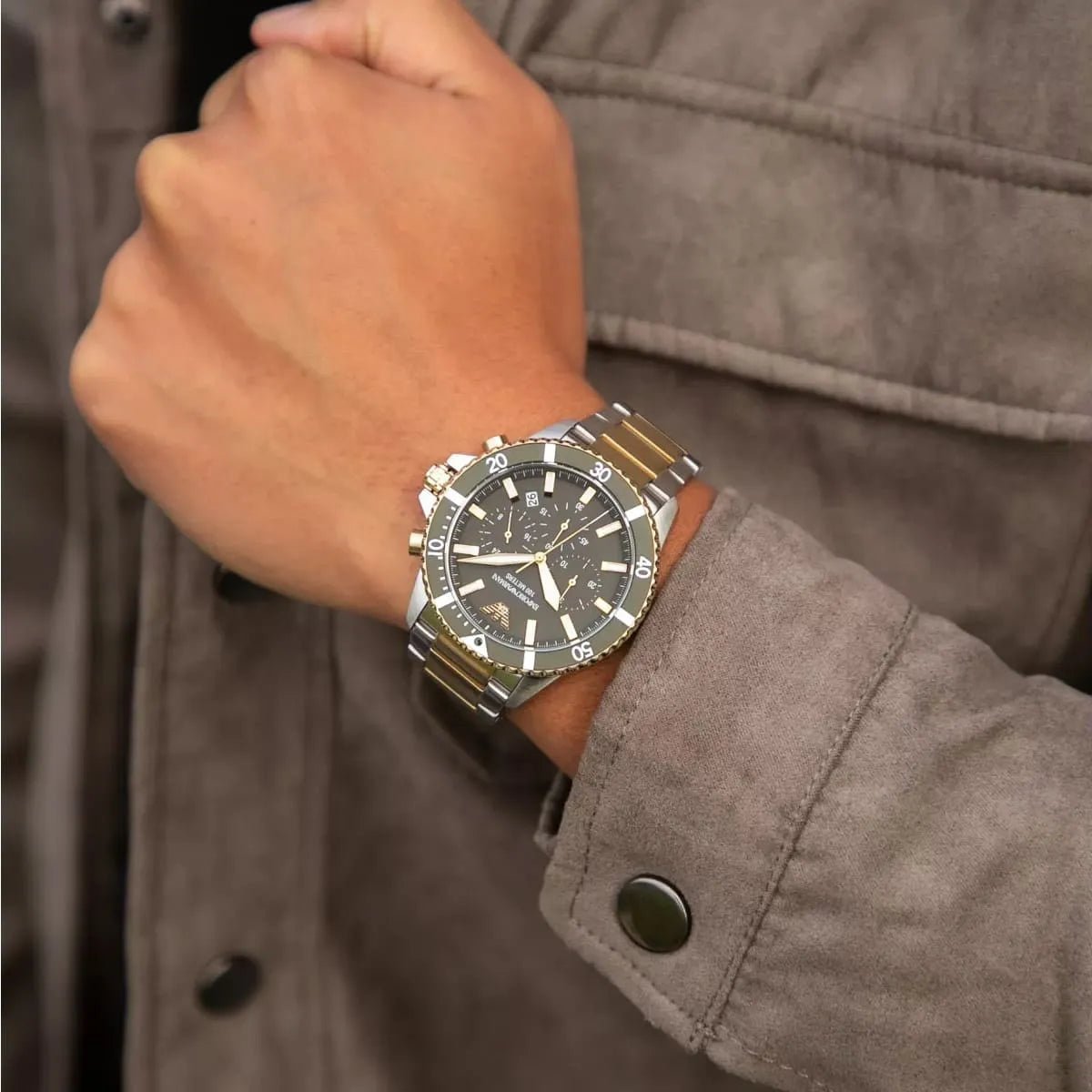 ar11361-emporio-armani-watch-men-green-dial-stainless-steel-metal-silver-gold-strap-quartz-battery-analog-chronograph-diver_17_e2a53d3e-d997-461c-9ec4-ebad9e953453.jpg