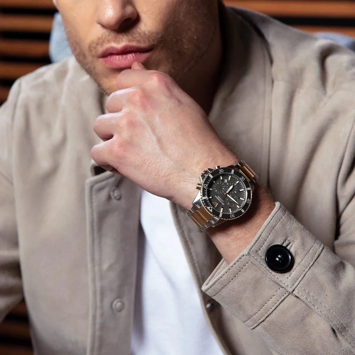 ar11361-emporio-armani-watch-men-green-dial-stainless-steel-metal-silver-gold-strap-quartz-battery-analog-chronograph-diver_18_b4b7b1c9-0c48-47d4-aa33-57a2f234f40f.jpg