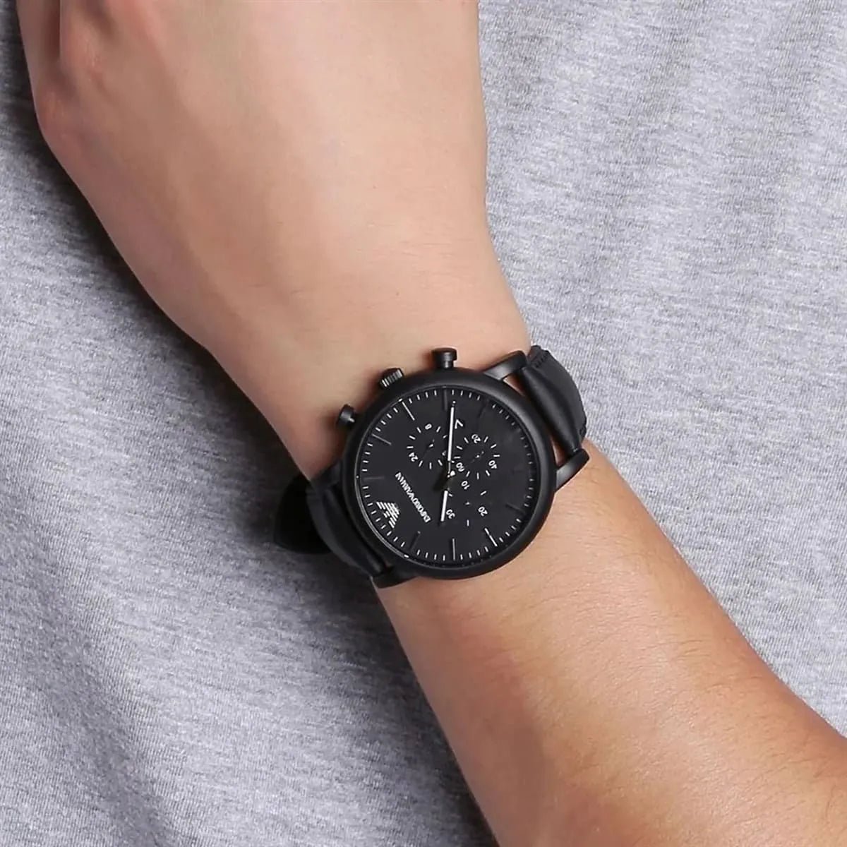 ar1970-emporio-armani-watch-men-black-dial-leather-strap-quartz-battery-analog-chronograph-luigi-xlarge_13.jpg