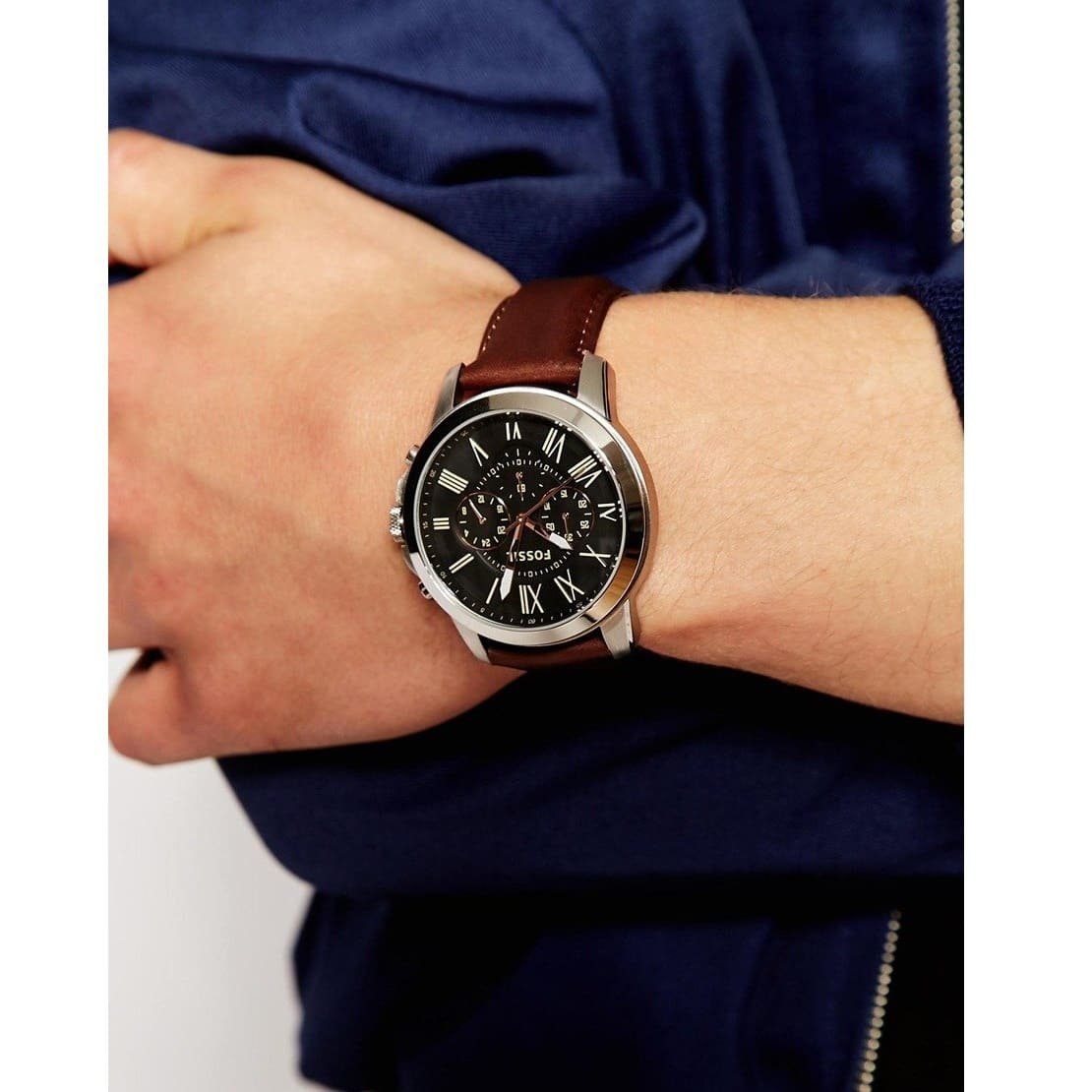 fs4813-fossil-watch-men-brown-leather-grant-hand-7.jpg