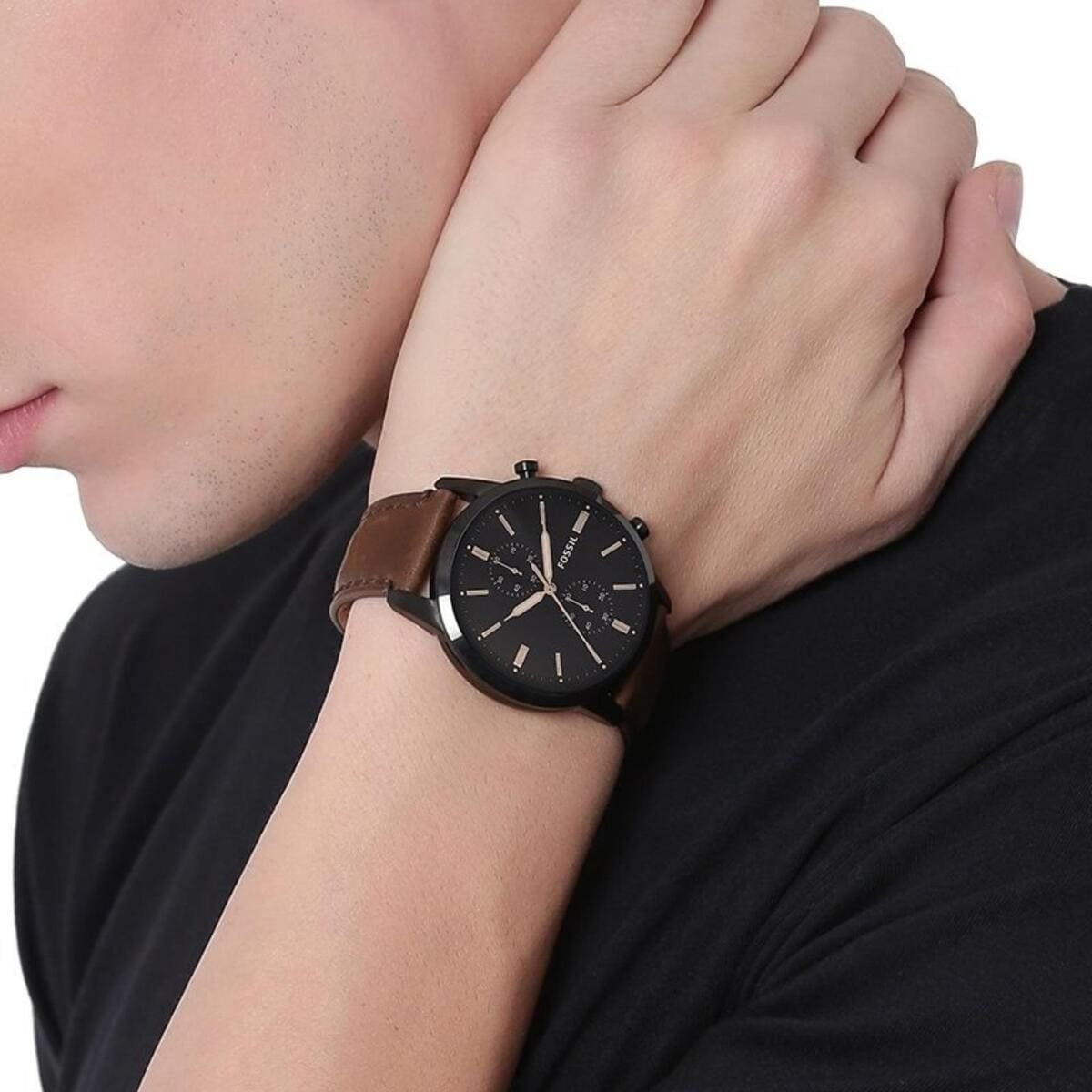 fs5437-fossil-watch-men-brown-leather-townsman-hand-7.jpg