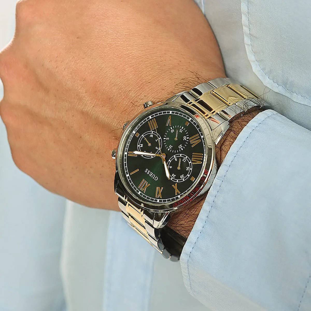 gw0066g2-guess-watch-men-green-dial-metal-stainless-steel-silver-gold-strap-quartz-battery-analog-hendrix_5.jpg