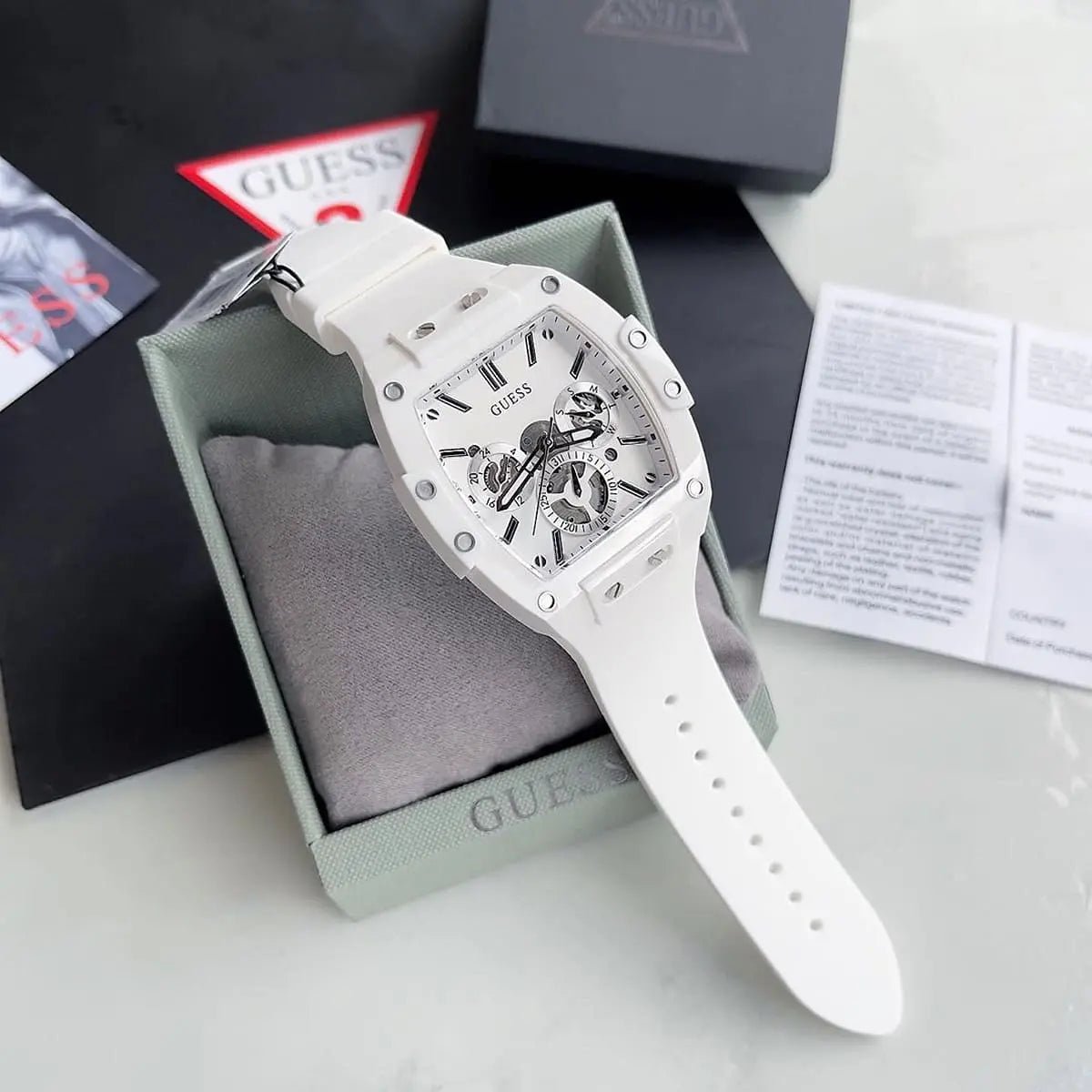 gw0203g2-guess-square-watch-men-white-dial-rubber-strap-quartz-battery-analog-phoenix_7.jpg