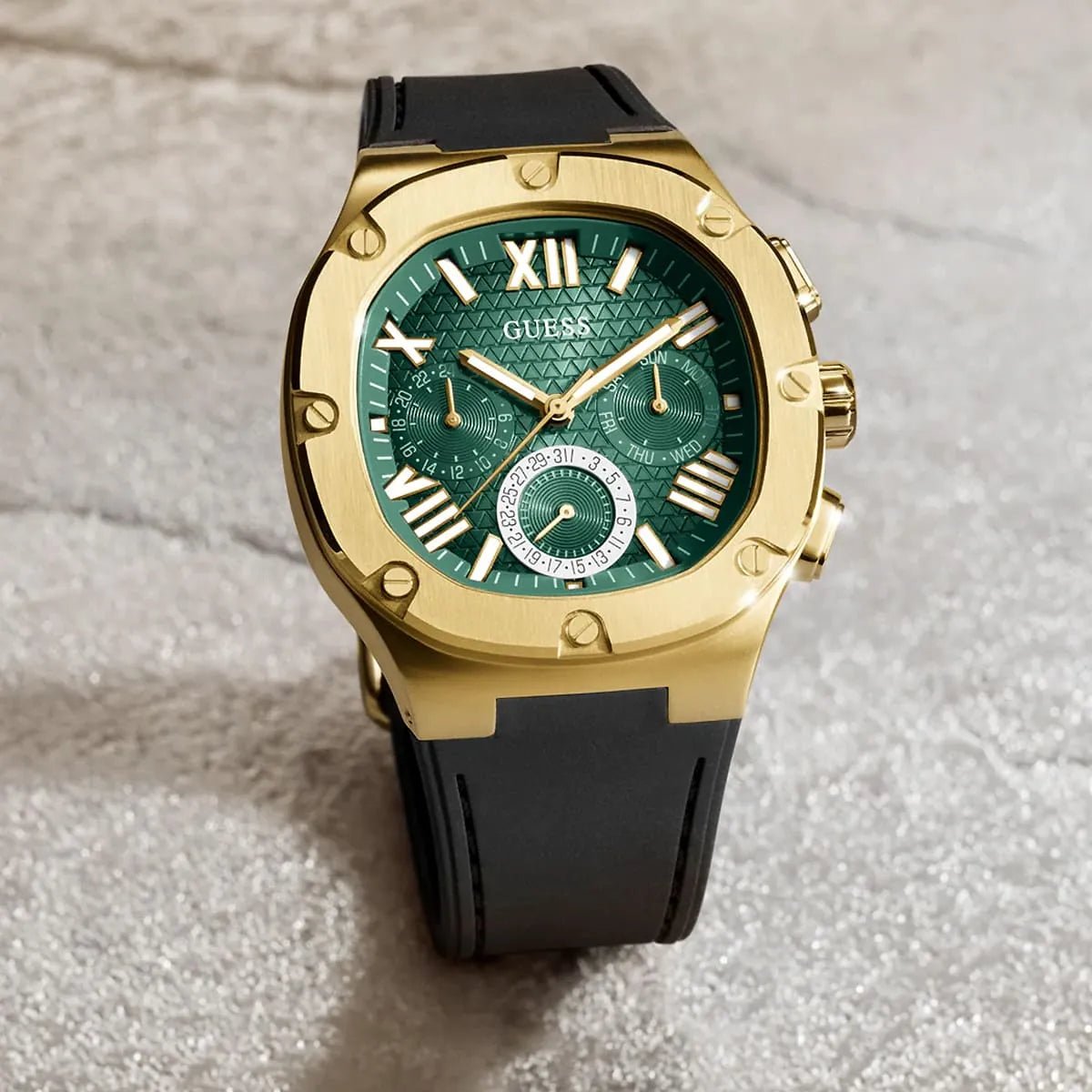 gw0571g3-guess-watch-men-green-dial-rubber-black-strap-quartz-battery-analog-headline_12.jpg