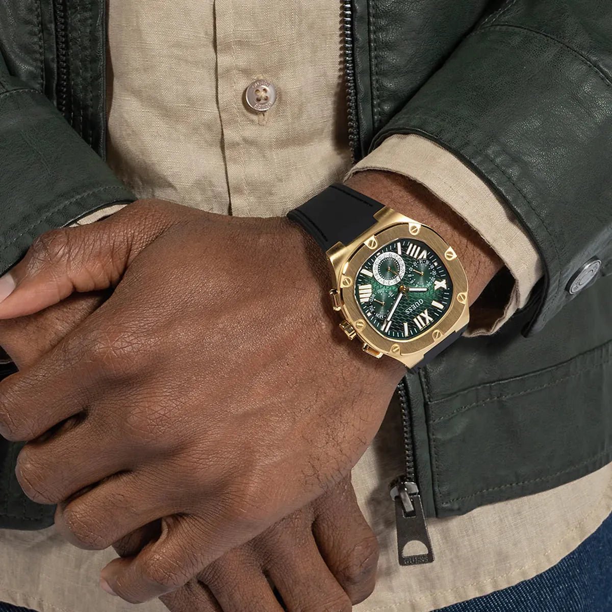 gw0571g3-guess-watch-men-green-dial-rubber-black-strap-quartz-battery-analog-headline_7.jpg