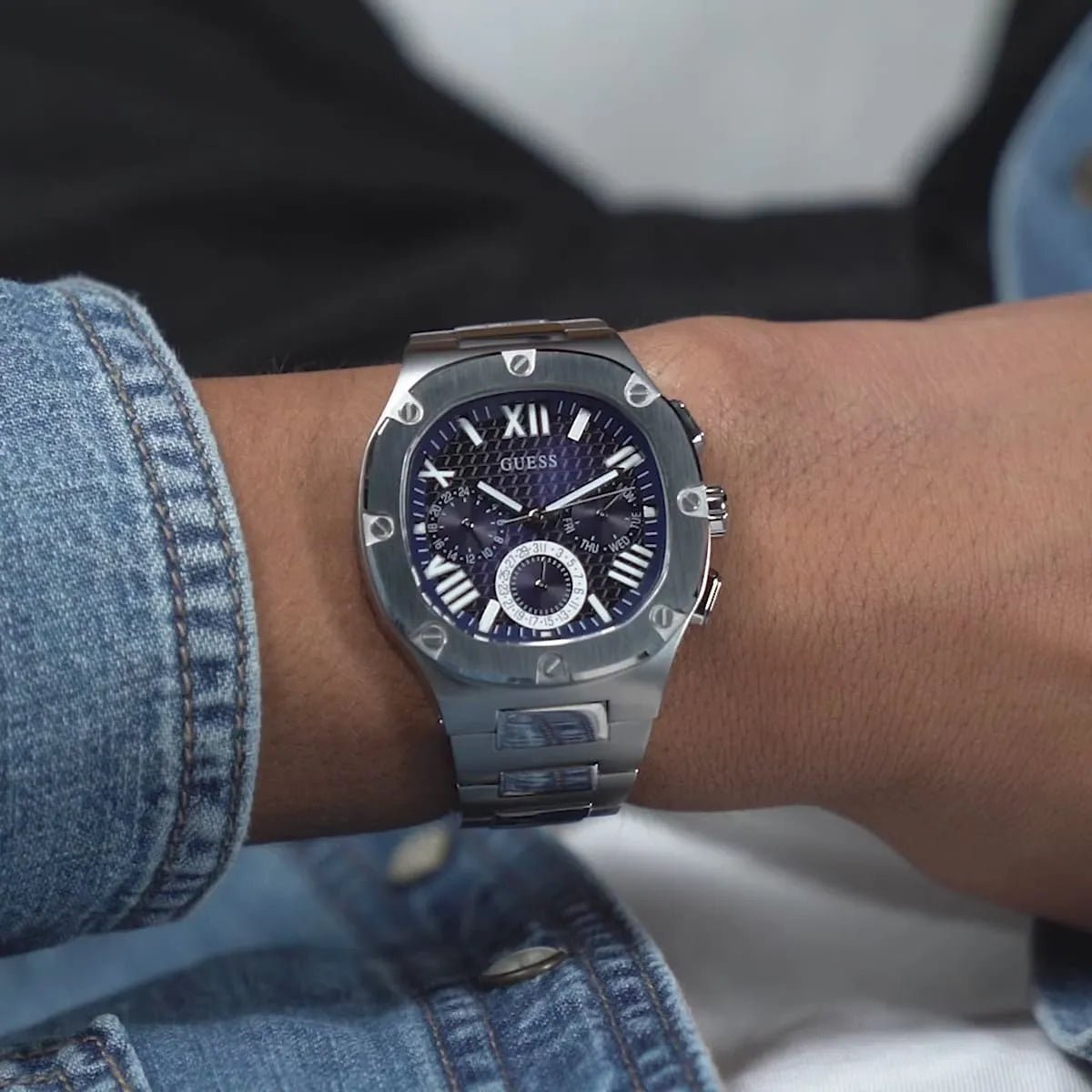 gw0572g1-guess-watch-men-blue-dial-metal-stainless-steel-silver-strap-quartz-battery-analog-headline_7.jpg
