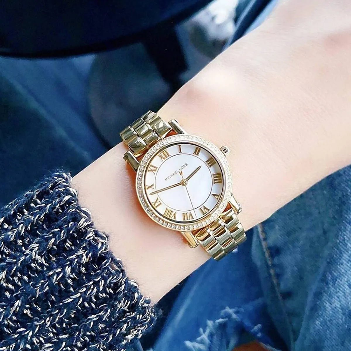 mk3682-michael-kors-watch-women-crystals-white-dial-metal-stainless-steel-gold-strap-quartz-battery-analog-three-hand-petite-norie_8.jpg