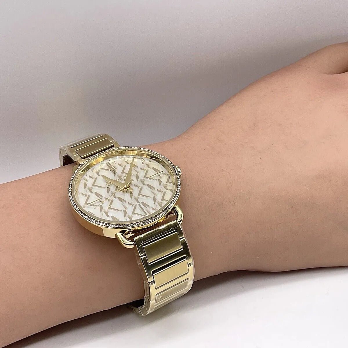 mk3886-michael-kors-watch-women-mk-logo-gold-dial-metal-stainless-steel-golden-strap-quartz-battery-analog-three-hand-portia_4.jpg