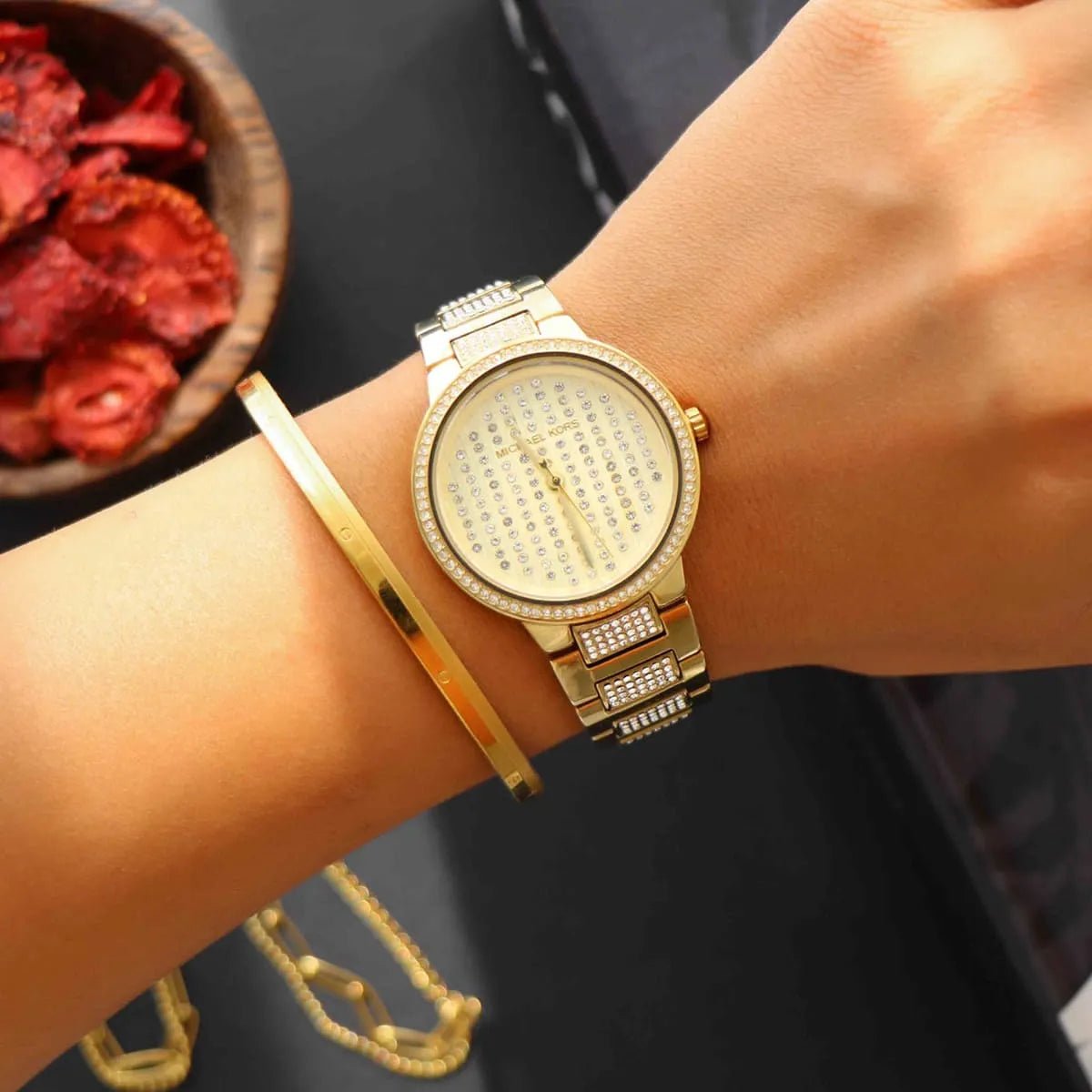 mk3985-michael-kors-watch-women-crystals-gold-dial-metal-stainless-steel-golden-strap-quartz-battery-analog-three-hand-gabbi_9.jpg
