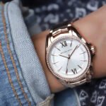 mk6686-michael-kors-watch-women-silver-gold-metal-whitney-three-hand-1024x1024_jpg_f8160a65-b070-495e-8481-37e308e3d35f.jpg