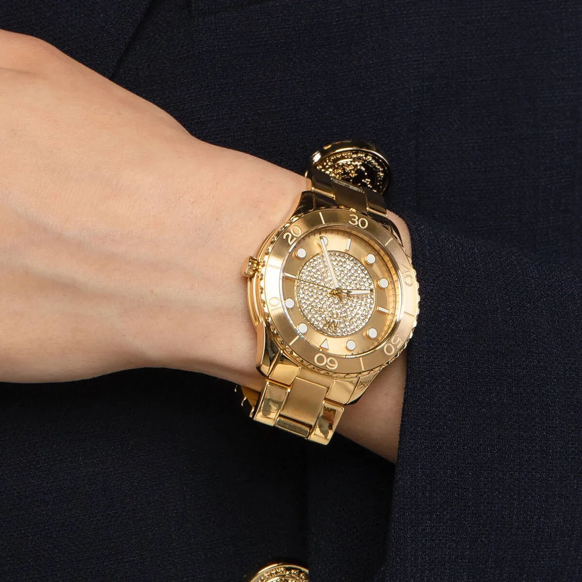 mk6911-michael-kors-watch-women-crystals-gold-dial-metal-stainless-steel-golden-strap-quartz-battery-analog-three-hand-runway_12.jpg