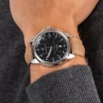 r8851121004-maserati-watch-men-black-dial-leather-beige-strap-quartz-battery-analog-three-hand-water-resistant-50-meters-successo.jpg