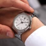 r8853142005-maserati-watch-men-silver-dial-metal-stainless-steel-strap-quartz-battery-analog-three-hand-100m-330ft-stile-removebg-preview