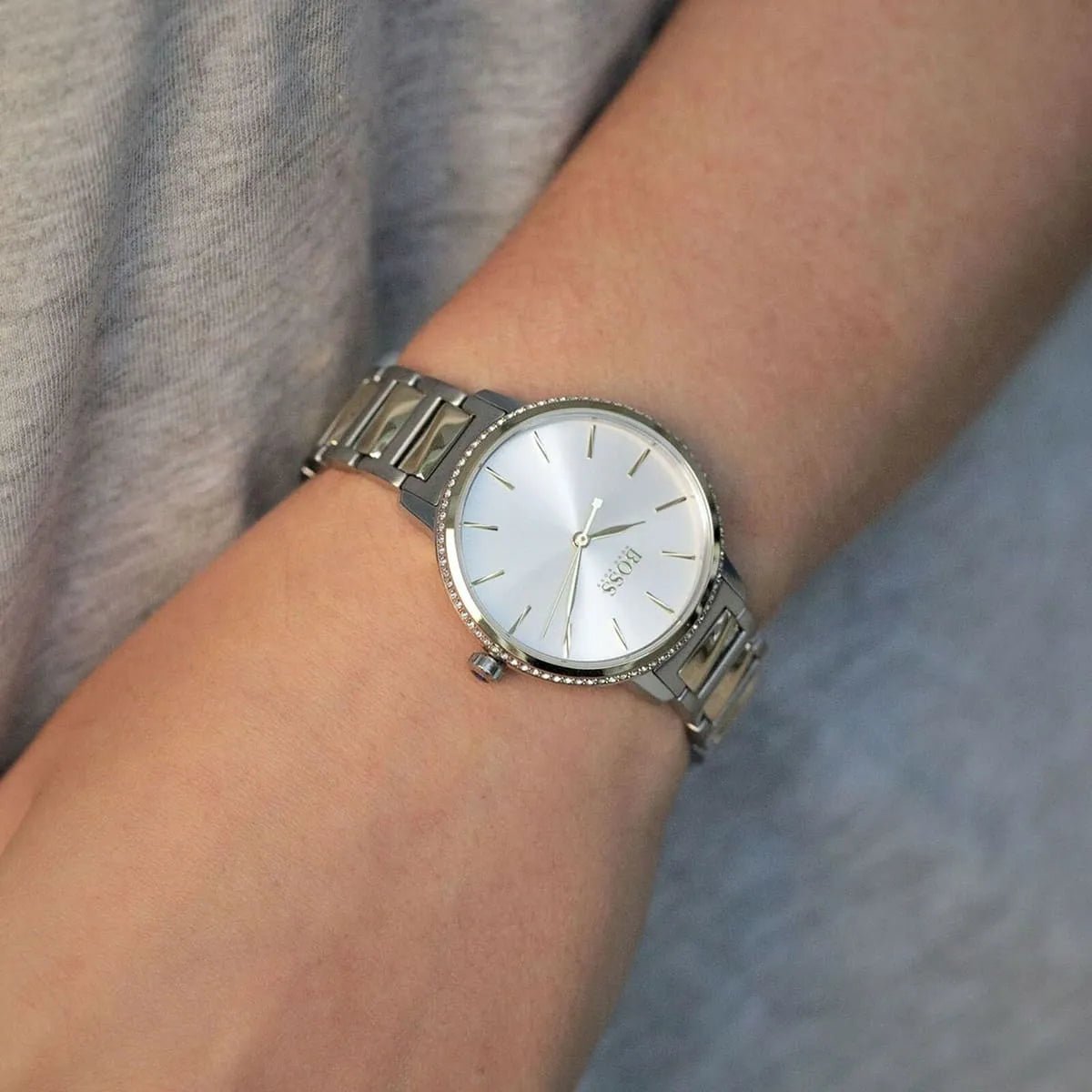 1502568-hugo-boss-watch-women-silver-dial-metal-stainless-gold-strap-quartz-battery-analog-three-hand-signature_8.jpg
