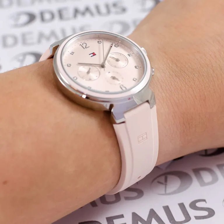 1782343-tommy-hilfiger-watch-women-pink-dial-rubber-strap-quartz-battery-analog-ivy_4-768x768-1.jpg