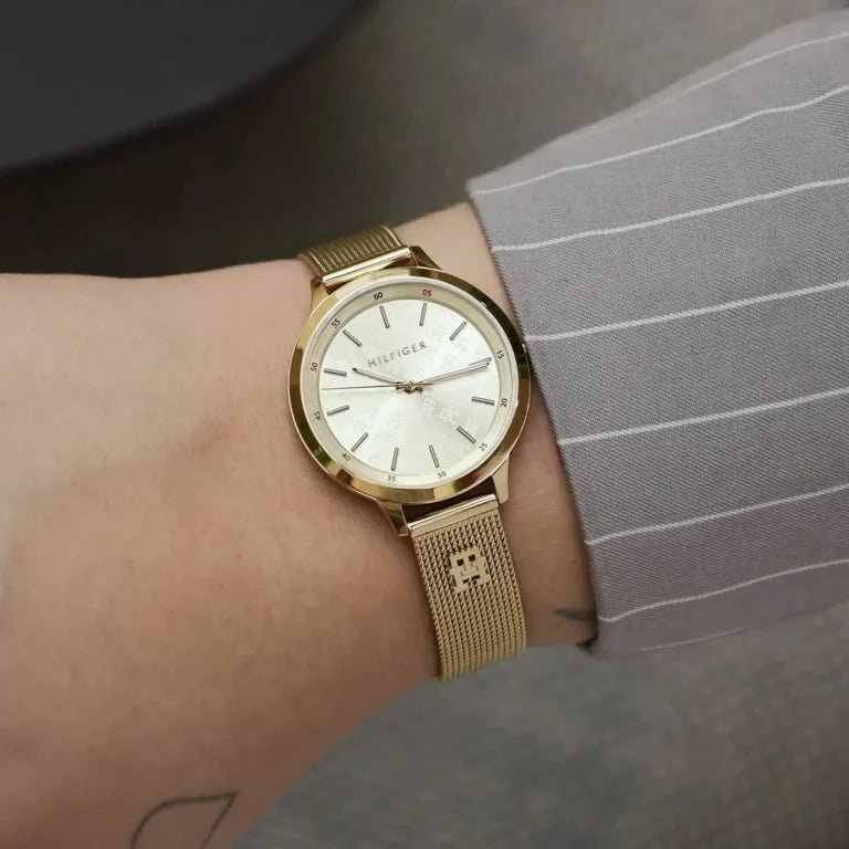 1782588-tommy-hilfiger-watch-women-gold-dial-mesh-metal-stainless-steel-golden-strap-quartz-battery-analog-three-hand-iris_6-768x768-1.jpg