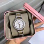 fossil-es2409-jesse-two-tone-white-dial-stainless-steel-watch-gold-andamp-silver-1056-45485701-da47b069ede96ab25ba2f5b855d381a3-700×700-1_1024x1024-Picsart-AiImageEnhancer-1-removebg-preview