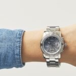 w0774l6-guess-watch-women-silver-metal-confetti.jpg