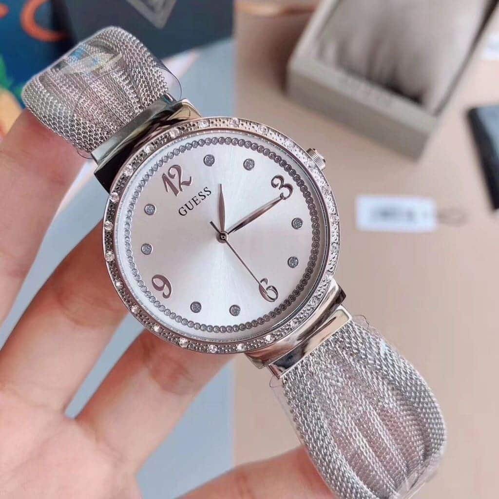 w1083l1-guess-watch-women-silver-metal-chiffon-hand-7.jpg