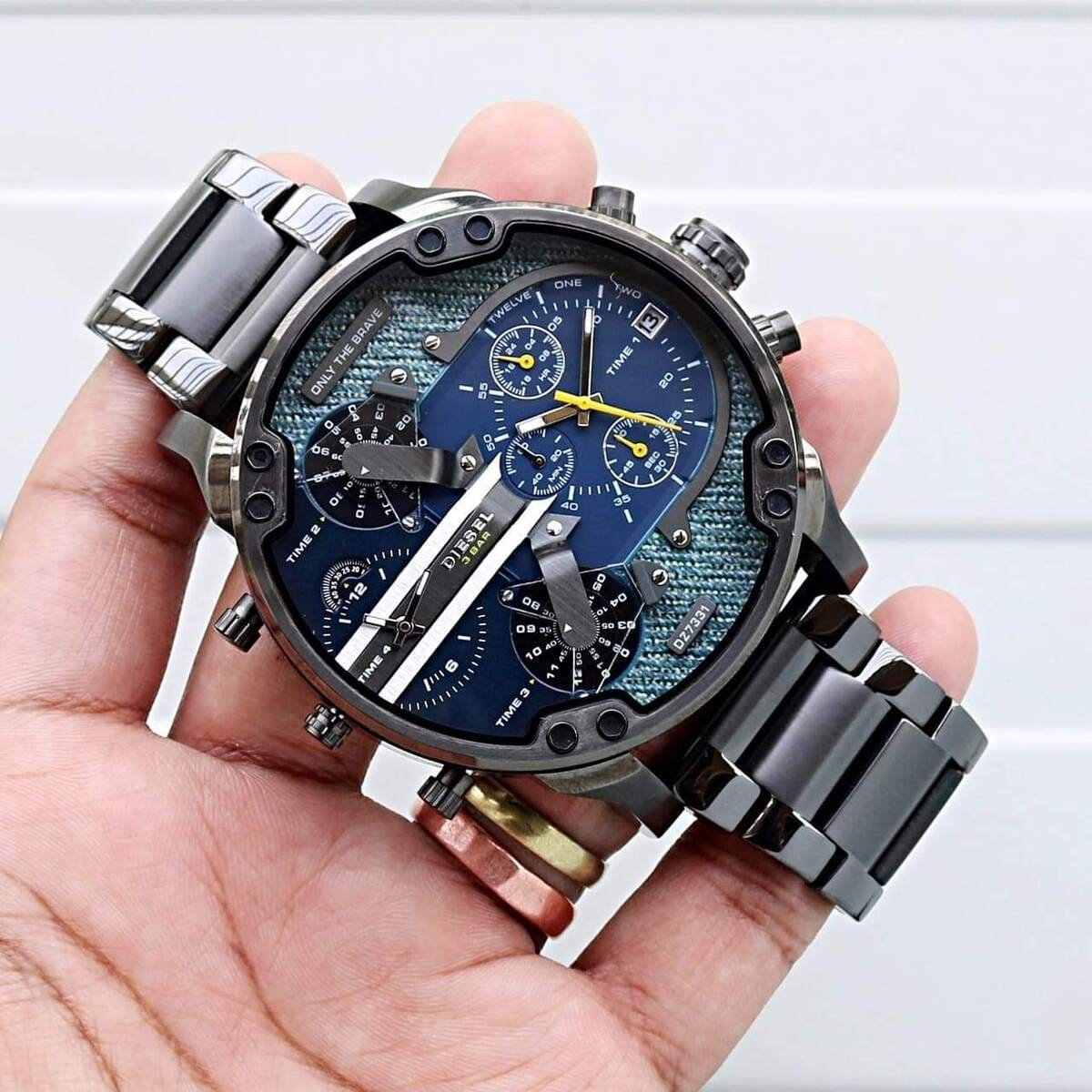 dz7331-diesel-watch-men-gray-metal-mr-daddy-hand-9
