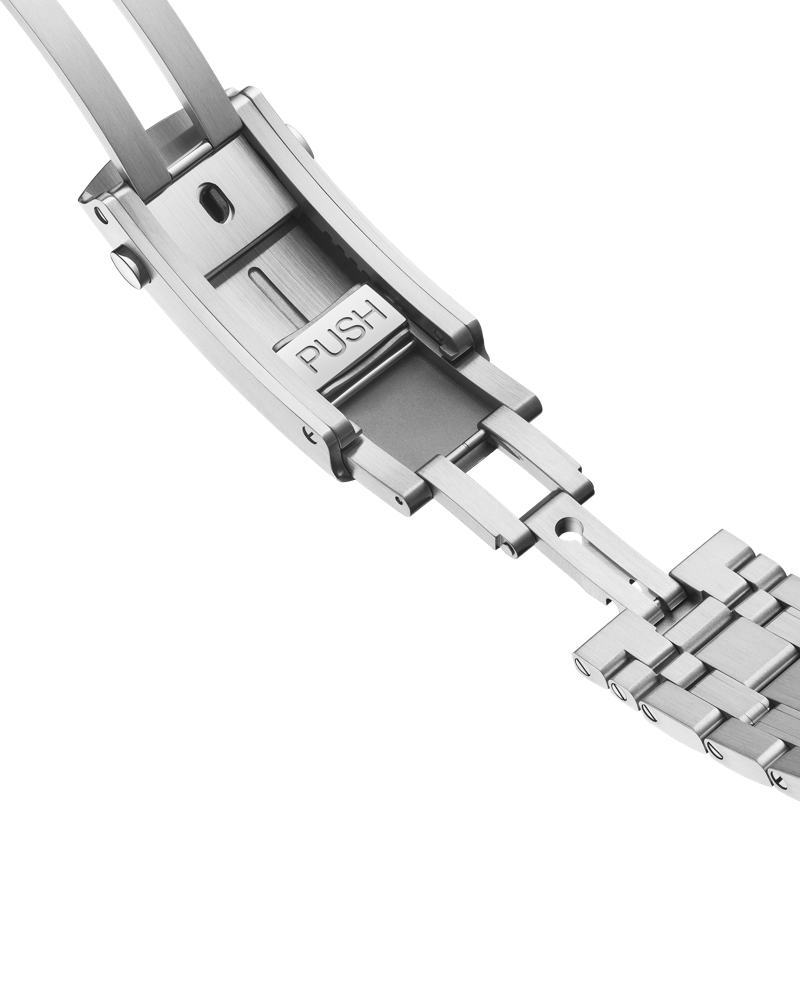 omega-side-images-210-30-44-51-06-001-image4