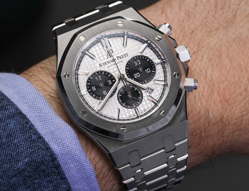 Audemars-Piguet-Royal-Oak-Chronograph-aBlogtoWatch-05