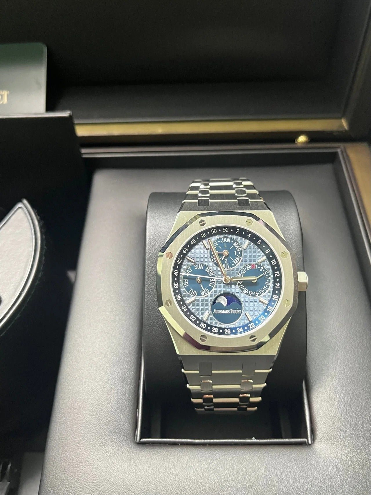 imgi_19_audemars-piguet-royal-oak-perpetual-calendar-blue-dial-steel-41mm-reference-26574stoo1220st03-545389_1280x_ff7e558b-5d2b-4f20-a901-a12bc2c208c2