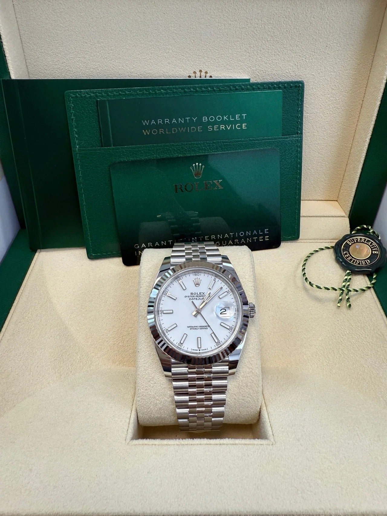 imgi_22_rolex-datejust-41-stainless-steel-white-gold-white-index-dial-fluted-bezel-jubilee-bracelet-ref-126334-492860_1280x_1ec923b0-f04f-4466-b896-c509b06f8ce1