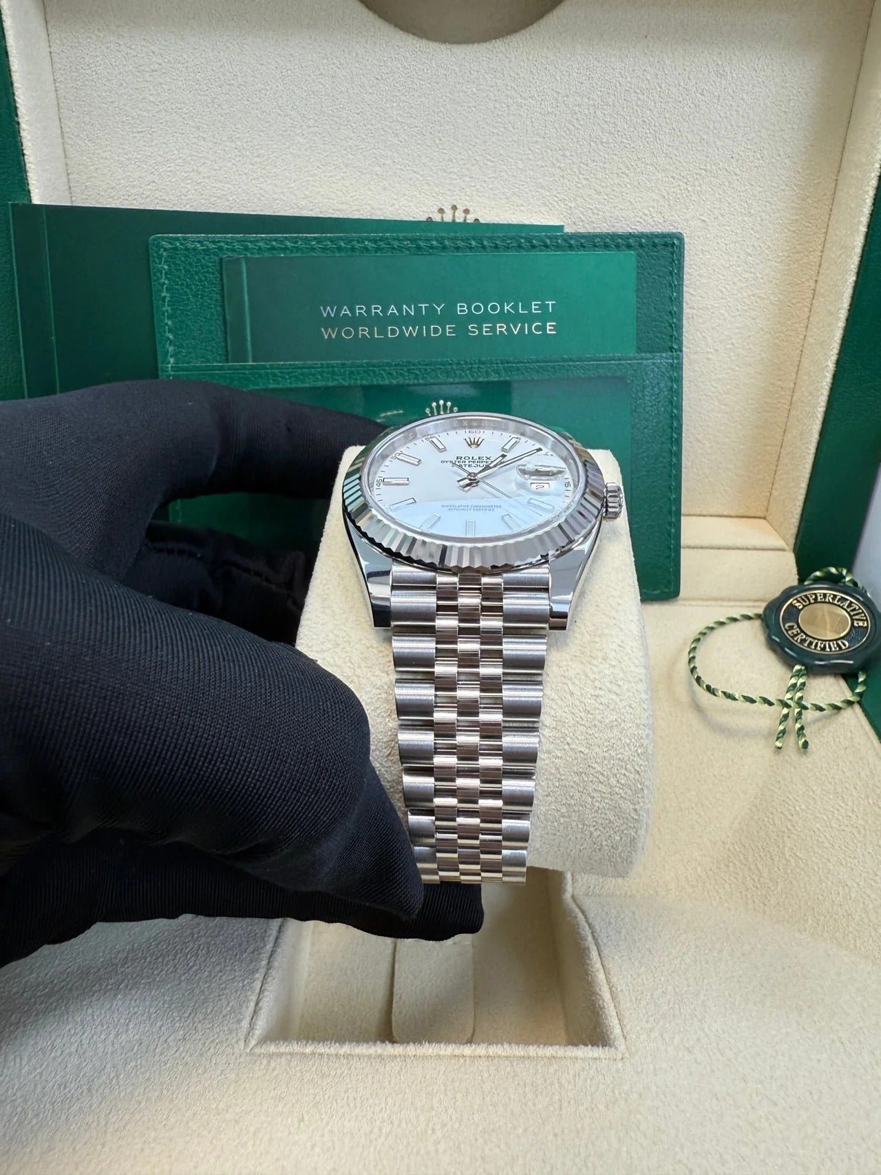 imgi_29_rolex-datejust-41-stainless-steel-white-gold-white-index-dial-fluted-bezel-jubilee-bracelet-ref-126334-451938_1280x_f12a4b48-3605-4ca5-8f85-5d0926565d15