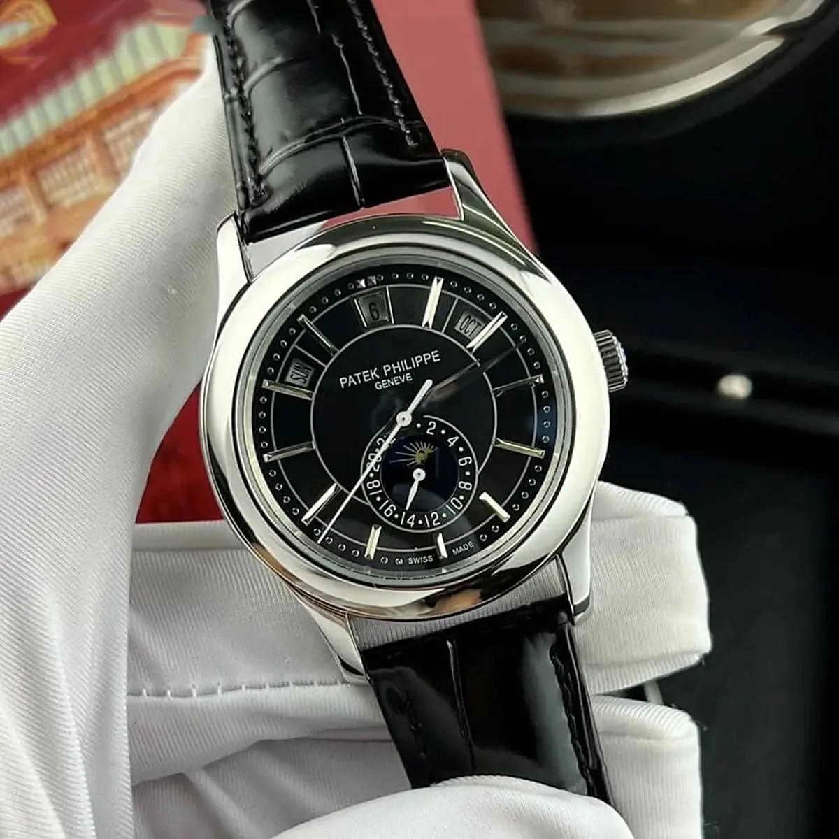 patek-philippe-men-nautilus-black-dial-leather-watch_3
